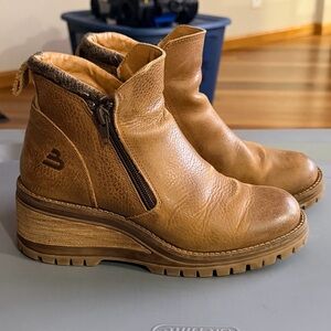 Bull Boxer Dorian Brown Wedge heel Ankle Boots with zipper size 6